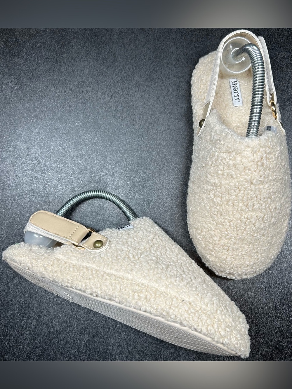Born Women’s Size S 6-7 White Sherpa Slip On Adjustable Strap Mule Slippers